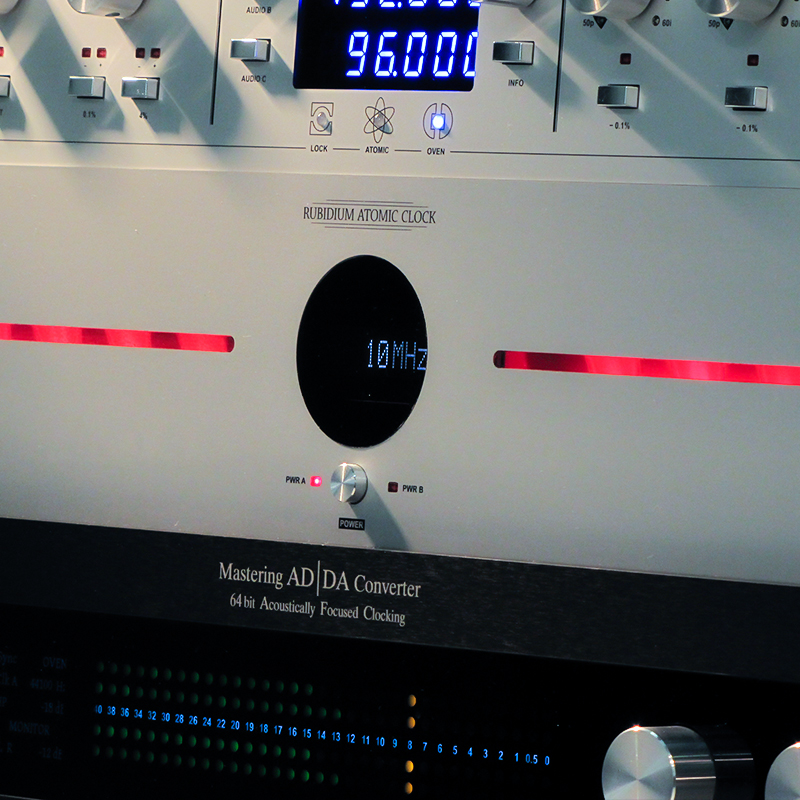 10M | 史上最高のサウンドクロック | 生産終了品 | Antelope Audio Japan